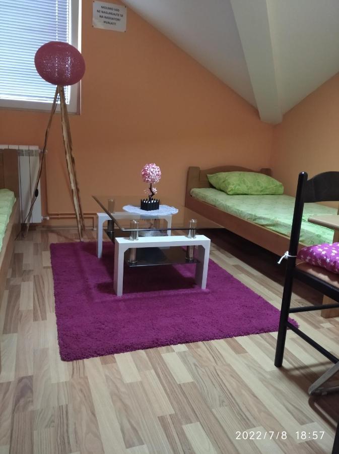 Buric Rooms Nikšić Extérieur photo
